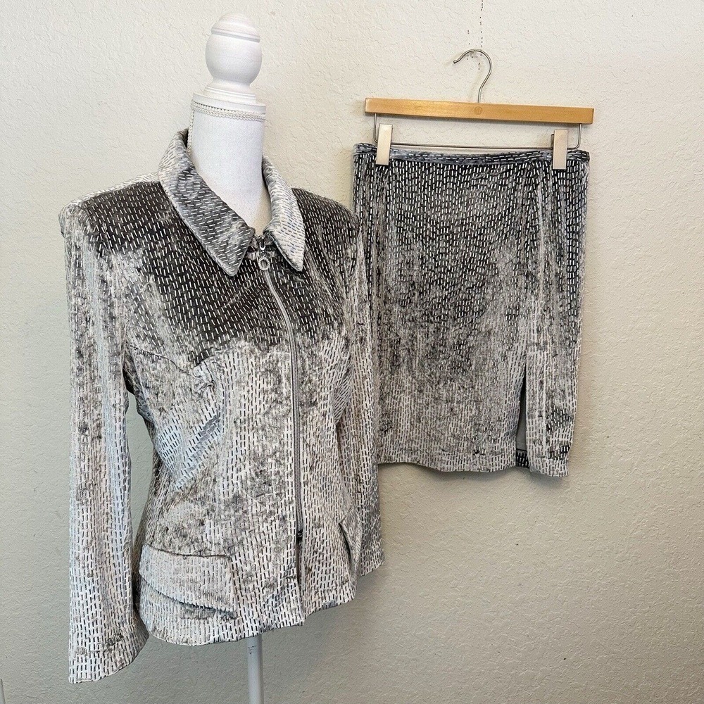Vintage Janine Womens 2 Piece Blazer &‎ Skirt Silver Full Zip Italy Textured